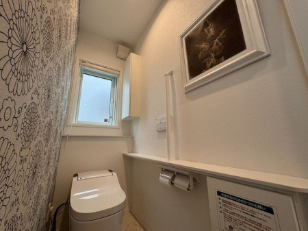 ��t�����R�s���������̐X��2���ڂ̒��È�ˌ��Ẵg�C��