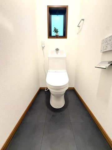 ��t���s��s���{��5���ڂ̒��È�ˌ��Ẵg�C��
